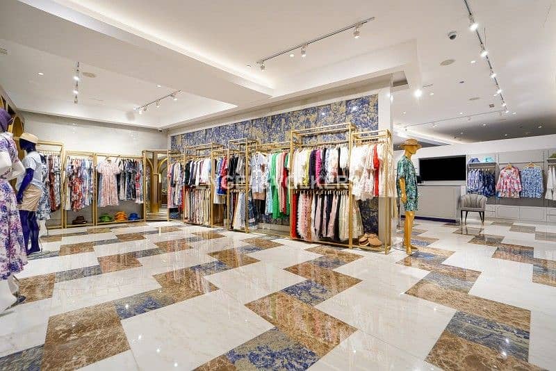 Luxury Boutique | Large Shop | Hotel Footfall