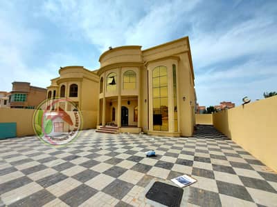 5 Bedroom Villa for Sale in Al Rawda, Ajman - Own an Arab design villa at the best prices, a very luxurious villa, freehold, all nationalities, directly from the owner