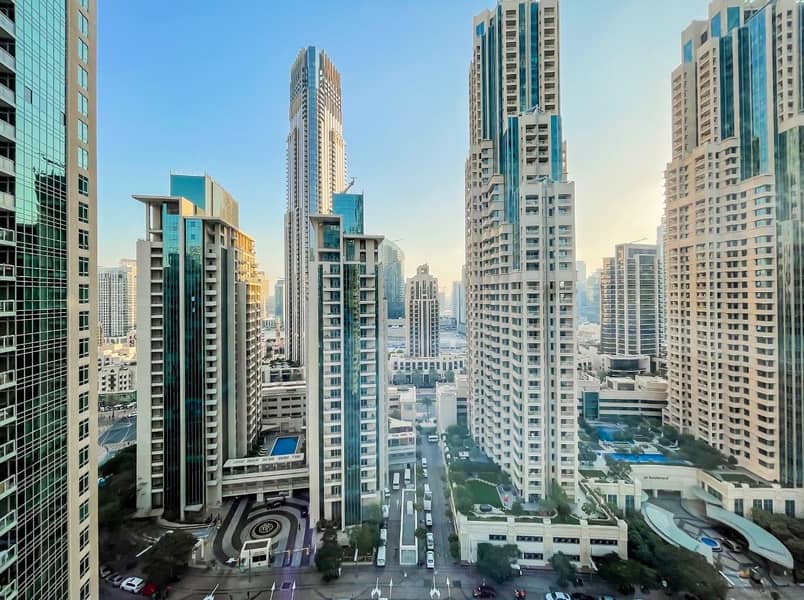 位于迪拜市中心，豪华公寓区，五号公寓大楼 3 卧室的公寓 300000 AED - 5794292