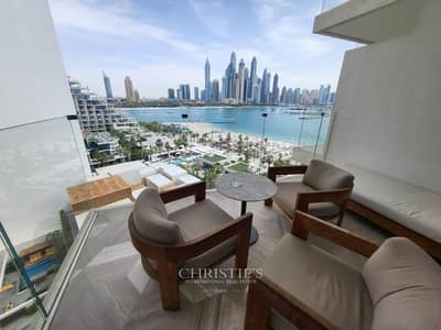 2 Bedroom Flat for Sale in Palm Jumeirah, Dubai - Sea and Skyline View|High Floor|Tenanted|Call Now