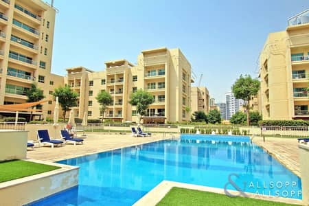 2 Bedroom Apartment for Rent in The Greens, Dubai - Large Balcony | Unfurnished | Chiller Free
