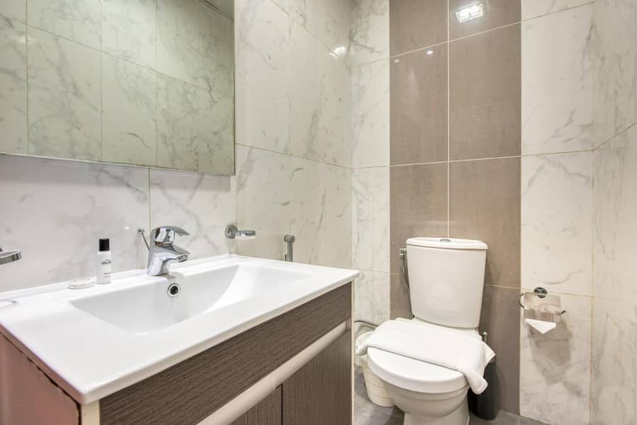 13 Bathroom