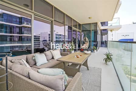 2 Bedroom Flat for Sale in DAMAC Hills, Dubai - Big Balcony | 2 Bed + Maids |  Golf and Pool Views