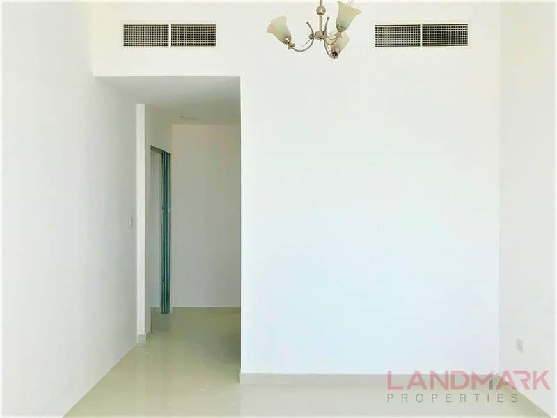 ONE MONTH FREE | SPACIOUS LAYOUT 2 BR | BALCONY