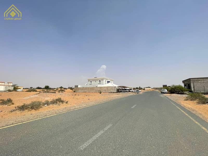 Residential land for sale (Umm Al Quwain - Falaj Al Mualla - Al Nabgha area) land area 8400 sq