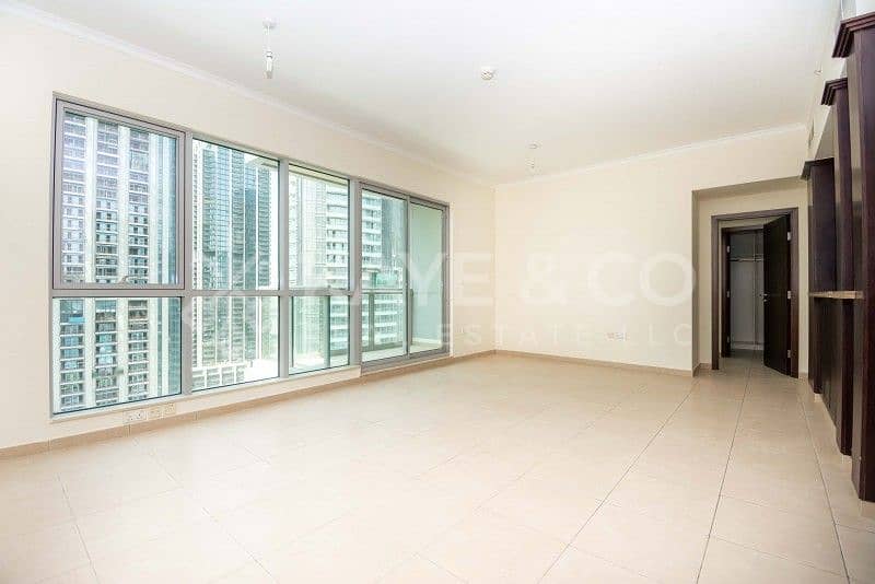 Spacious Unit | Balcony | Overlooking Fountains