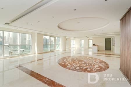 بنتهاوس 4 غرف نوم للبيع في الخليج التجاري، دبي - بنتهاوس في برج السفير 2 الخليج التجاري 4 غرف 4000000 درهم - 5501938