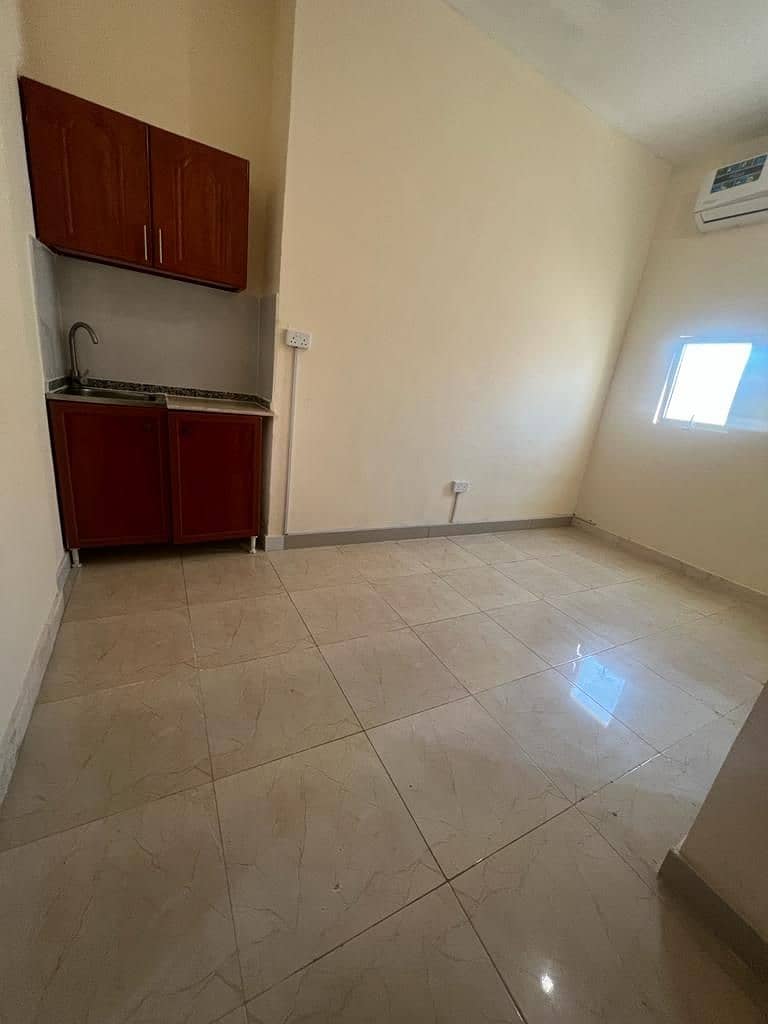 Very Clean Studio in Al Khalidiyah |Well-Maintained | Monthly or yearly  payment