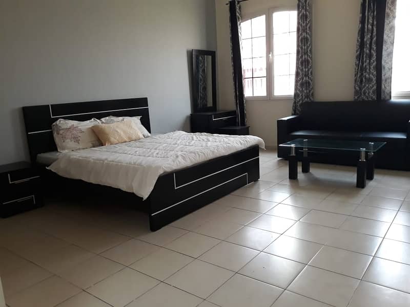FURNISHED STUDIO /READY TO MOVE IN (MONTHLY PAYMENT)