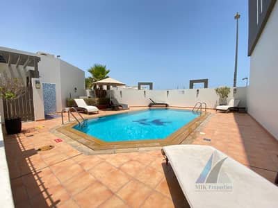 3 Bedroom Villa for Rent in Al Badaa, Dubai - IMMACULATELY | 3 B/R + MAID\'S | SHARED POOL + GARDEN
