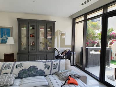 4 Bedroom Villa for Sale in DAMAC Hills, Dubai - Amazing Deal I Queens Meadow by Damac Hills
