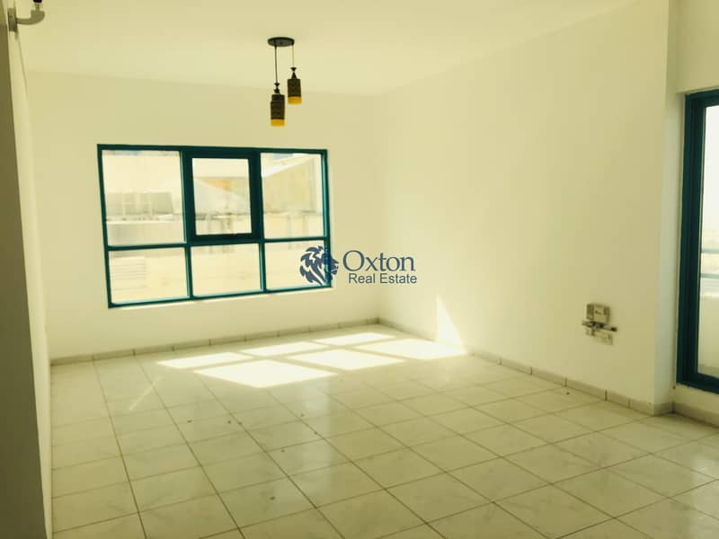 شقة في برج سعيد 1،شارع الشيخ زايد 2 غرف 67999 درهم - 5931462