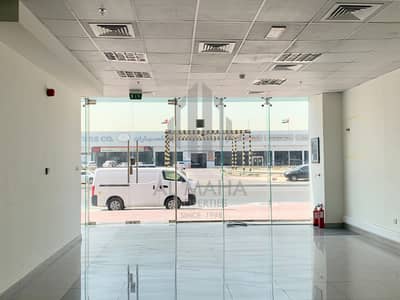 معرض تجاري  للايجار في أم رمول، دبي - معرض تجاري في بناية AJD أم رمول 300000 درهم - 5931671