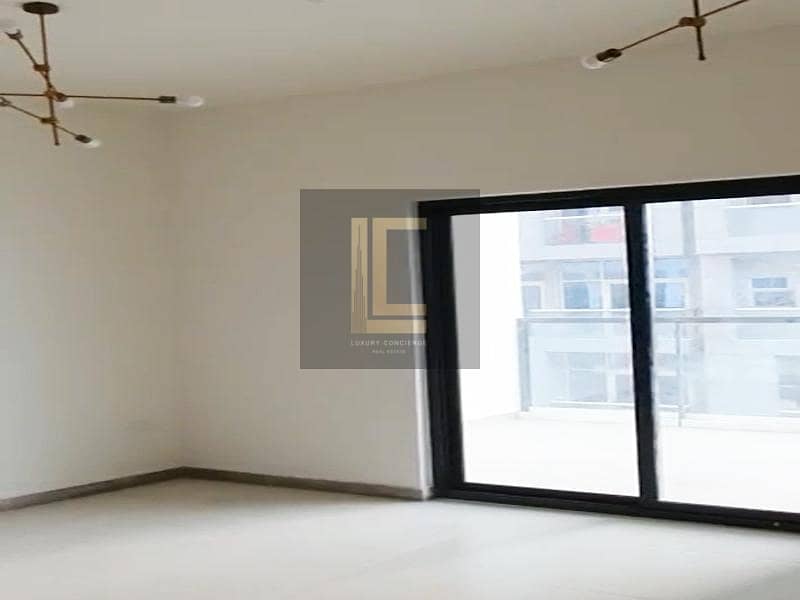 VOT| Brand New|Good Investment|Spacious & Bright