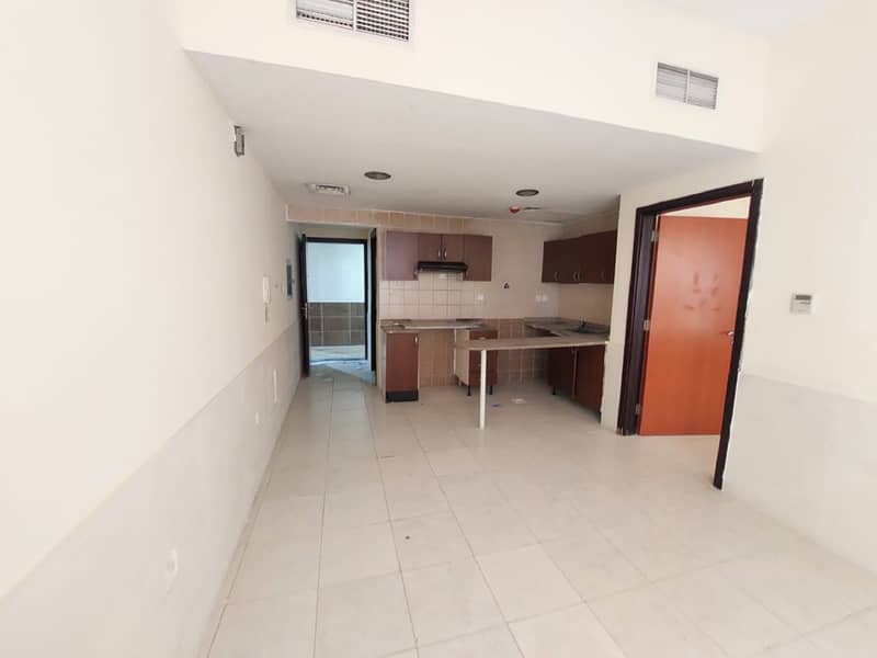 Almond Towers 1 Bedroom Hall for Rent AED 14,000