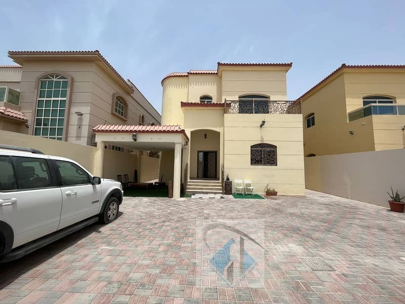 For sale villa on an asphalt street with electricity, water and air conditioners, freehold for all nationalities, without down payment