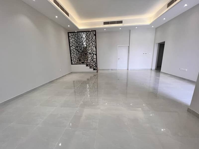 Brand New Spacious 5 Bedroom Villa Available For Rent.