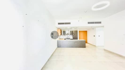 2 Bedroom Flat for Rent in Jumeirah Village Circle (JVC), Dubai - Maids Room | Kitchen Equipped | Terrace