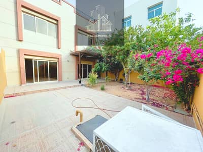 فیلا 5 غرف نوم للايجار في آل نهيان، أبوظبي - فیلا في آل نهيان 5 غرف 209999 درهم - 5933627