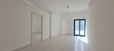 3BHK Specious Flats , Free Maintenance & Direct from Owner .