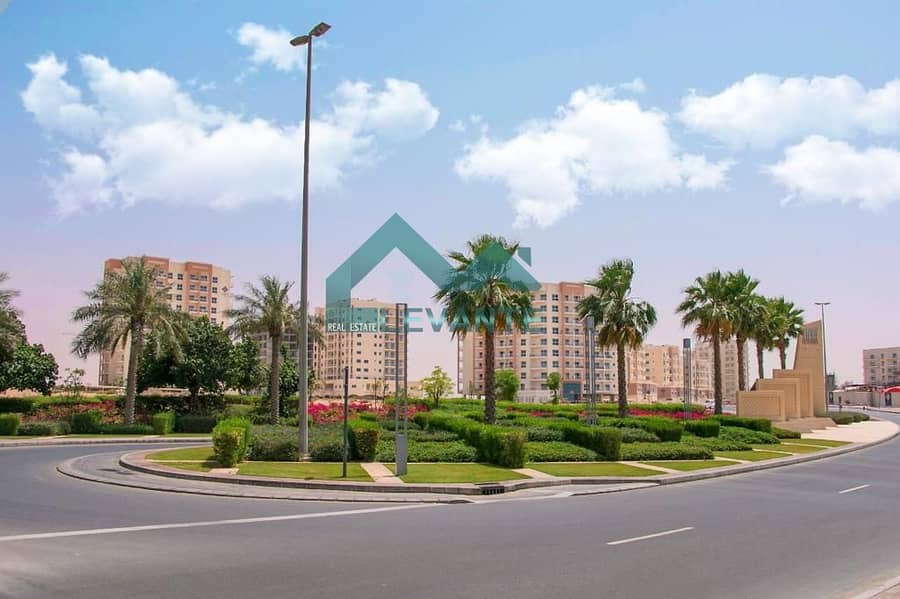 2BR APARTMENT FOR RENT IN MAZAYA LIWAN DUBAI LAND