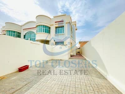 4 Bedroom Flat for Rent in Al Marakhaniya, Al Ain - Separate Entrance |Private Yard| Shaded Parking