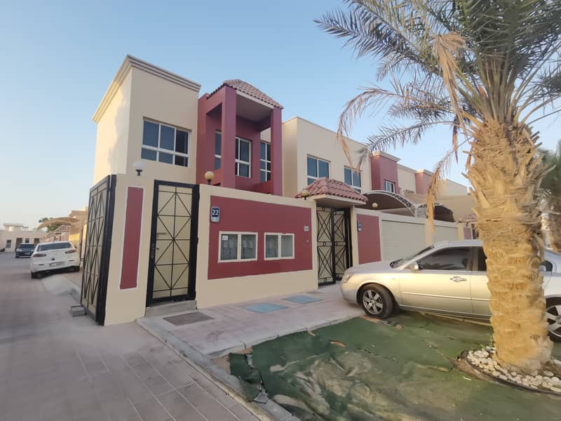 Private Entrance 4BR Villa in the Hearth of MBZ City