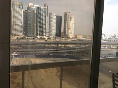 SHEIKH ZAYED VIEW l ONE BEDROOM l NEXT TO MARINA WALK l READY TO MOVE IN