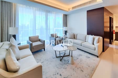 2 Bedroom Apartment for Sale in Downtown Dubai, Dubai - Luxurious and High Floor Apt | Burj View