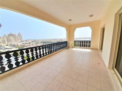2 Bedroom Apartment for Rent in Al Hamra Village, Ras Al Khaimah - Fabulous Corner Unit - High Floor - Big Balcony