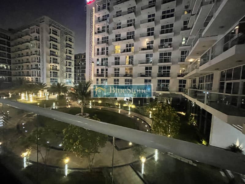 位于迪拜影城，闪耀公寓3号 2 卧室的公寓 740000 AED - 5767353