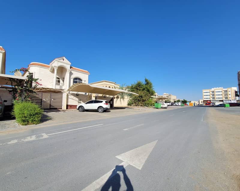 5 bedroom Luxury villa available for rent second inhabitants in al rawda 3 /