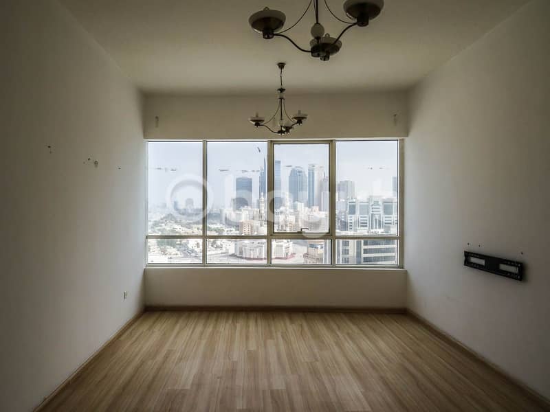 1BR apartment in Sharjah for sale / Luxury / beach 1 tower