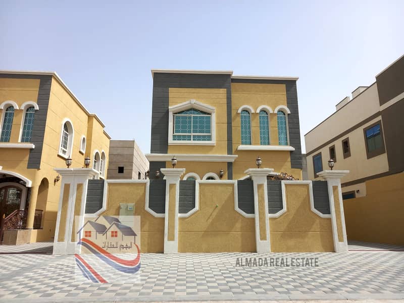 For sale a very luxurious villa, deluxe finishing, close to services and minutes from Sheikh Mohammed bin Zayed Street