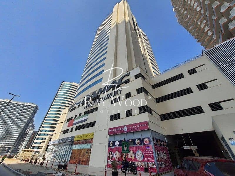 Vastu Office for Rent in Damac Business Tower, Canal View, 2 Parkings