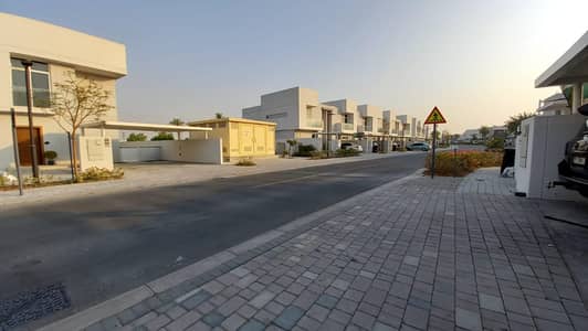 2 Bedroom Villa for Sale in Mudon, Dubai - Close to Pool Park | Rare Unit | BR + Maids| Single Row Just in 1.58M