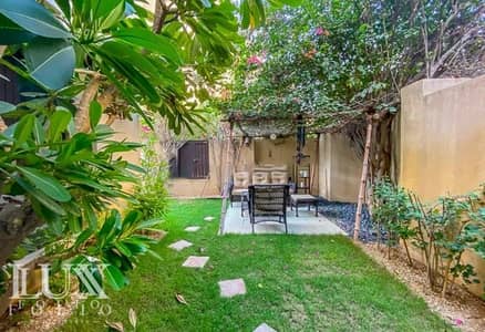 1 Bedroom Apartment for Rent in Old Town, Dubai - Large Garden | Chiller Free | Large Unit