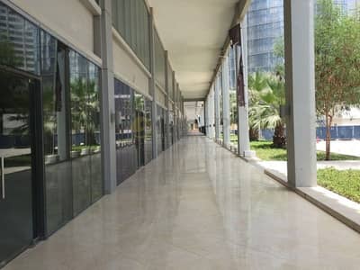 محل تجاري  للايجار في الخليج التجاري، دبي - محل تجاري في برج ريجال الخليج التجاري 420770 درهم - 5942301
