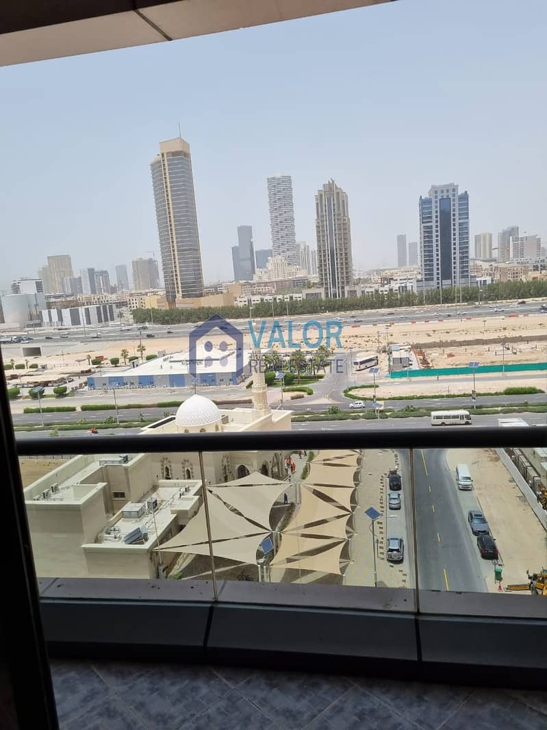 شقة في برج حمزة،مدينة دبي الرياضية 1 غرفة 450000 درهم - 5944088