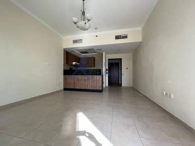 Studio for Rent in Downtown Dubai, Dubai - Unfurnished Studio for Rent close to dubai mall only 48k