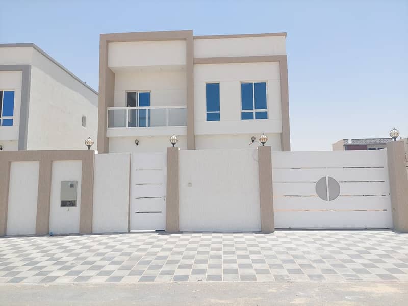 Villa for sale in Al Zahia area, excellent finishing, 3 rooms, a hall, and a hall at an excellent price