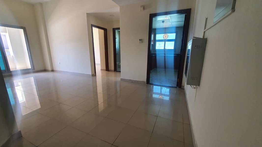 BIG SIZE 1BHK 45 DAYS FREE FOR SHARING PARTITION @45K 5MIN WALK TO RIGGA METRO