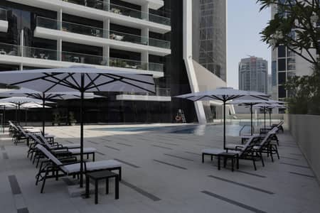 Studio for Rent in Business Bay, Dubai - Immaculate Finish | Larger Studio | High Floor