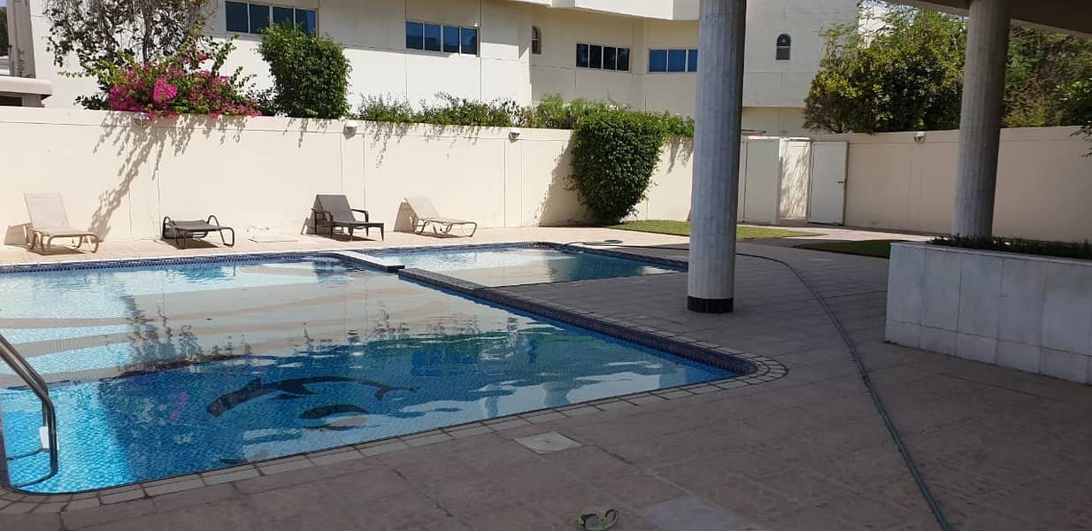 BEAUTIFUL RENOVATED VILLA WITH LARGE GARDEN POOL GYM AND SQUASH COURT