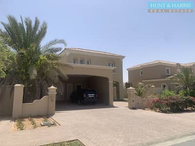 4 Bedroom Villa for Sale in Umm Al Quwain Marina, Umm Al Quwain - 1st Row View - C3 Type - 4 Bedroom - Best Location