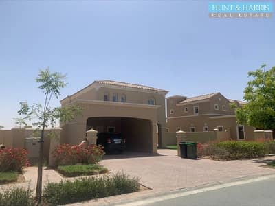 4 Bedroom Villa for Sale in Umm Al Quwain Marina, Umm Al Quwain - Spacious 4 Bedroom - Desert Views - Vacant - GCC Only