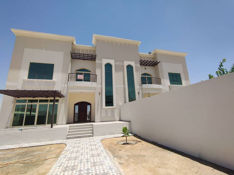Brand New 4 Bedroom Villa with Separate Maid & Kitchen Available for Rent