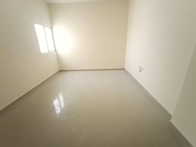 Deal of the Day just 20k 2 washroom New Muwaileh