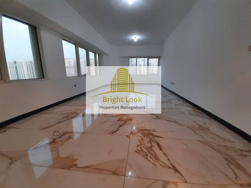 Newly renovated 2BHK in 60,000/y |3 payments