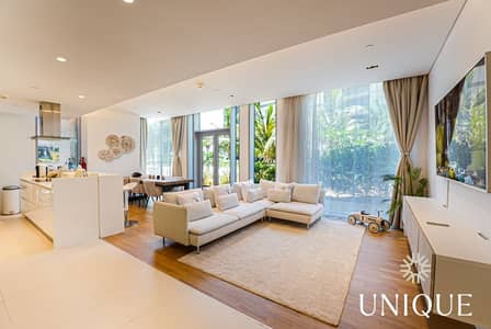 2 Bedroom Flat for Sale in Bluewaters Island, Dubai - Huge Terrace | Modern Design | Maids Room